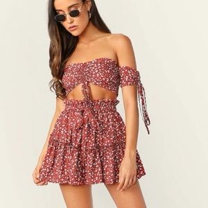 SHEIN - Ditsey Floral Ruched Crop Top + Flounce Skirt Two Piece Set
